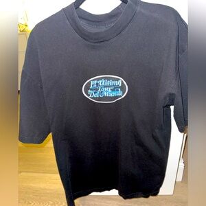 BAD BUNNY TOUR SHIRT ULTIMO TOUR DEL MUNDO